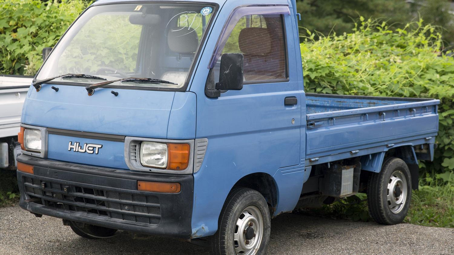 Daihatsu Hijet Climber 4WD kei truck, 25-year rule eligible for USA import